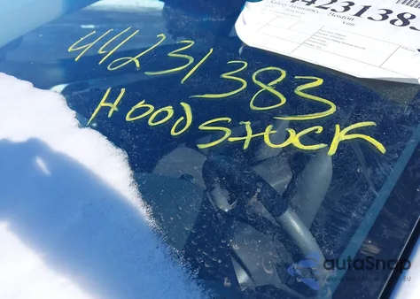 2010 Pontiac Vibe from USA, damaged, VIN 5Y2SL6E88AZ407532